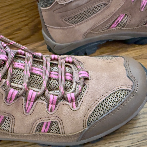 Bearpaw Hiking Boots Ridgewood Suede Waterproof Trails 9 NWT - Picture 4 of 9